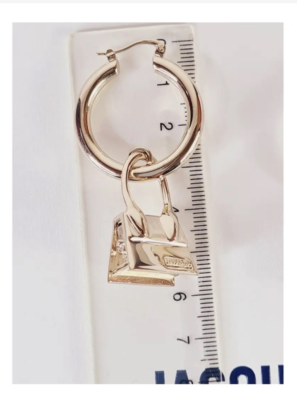 Jacquemus gold Chiquito hoop earrings with mini bag charm - Picture 8 of 8